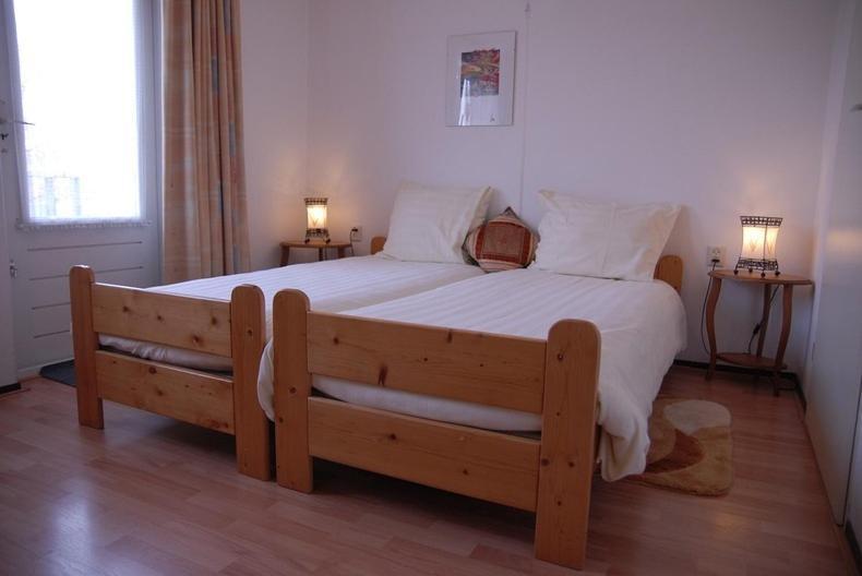 Hotel 'T Vlinderhofke Sint Geertruid Room photo